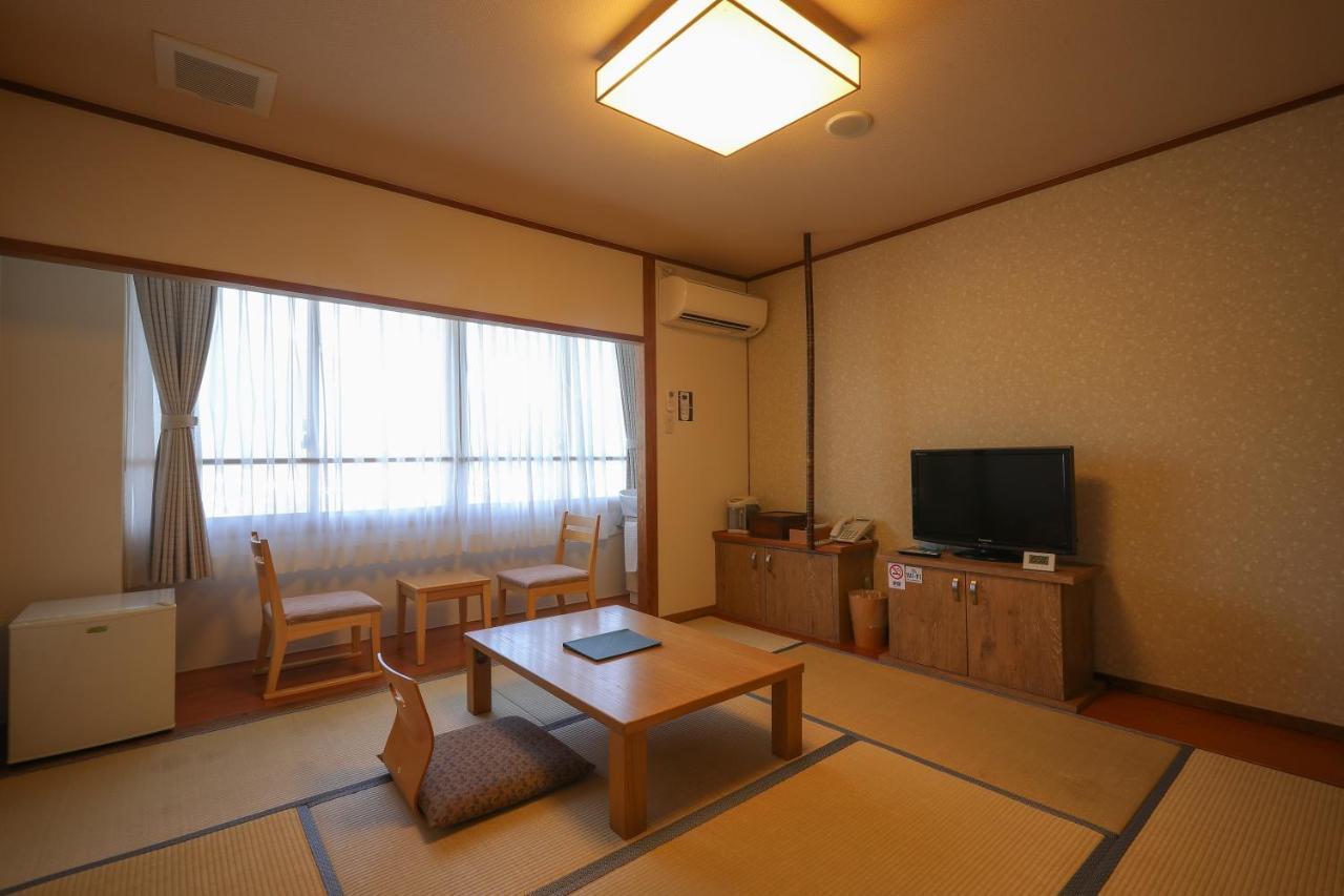 Ryokan Yamanami Jufu Kültér fotó